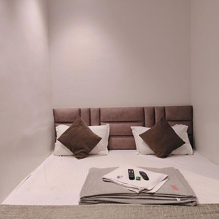 Hotel Pragati Inn Ahmednagar Dış mekan fotoğraf
