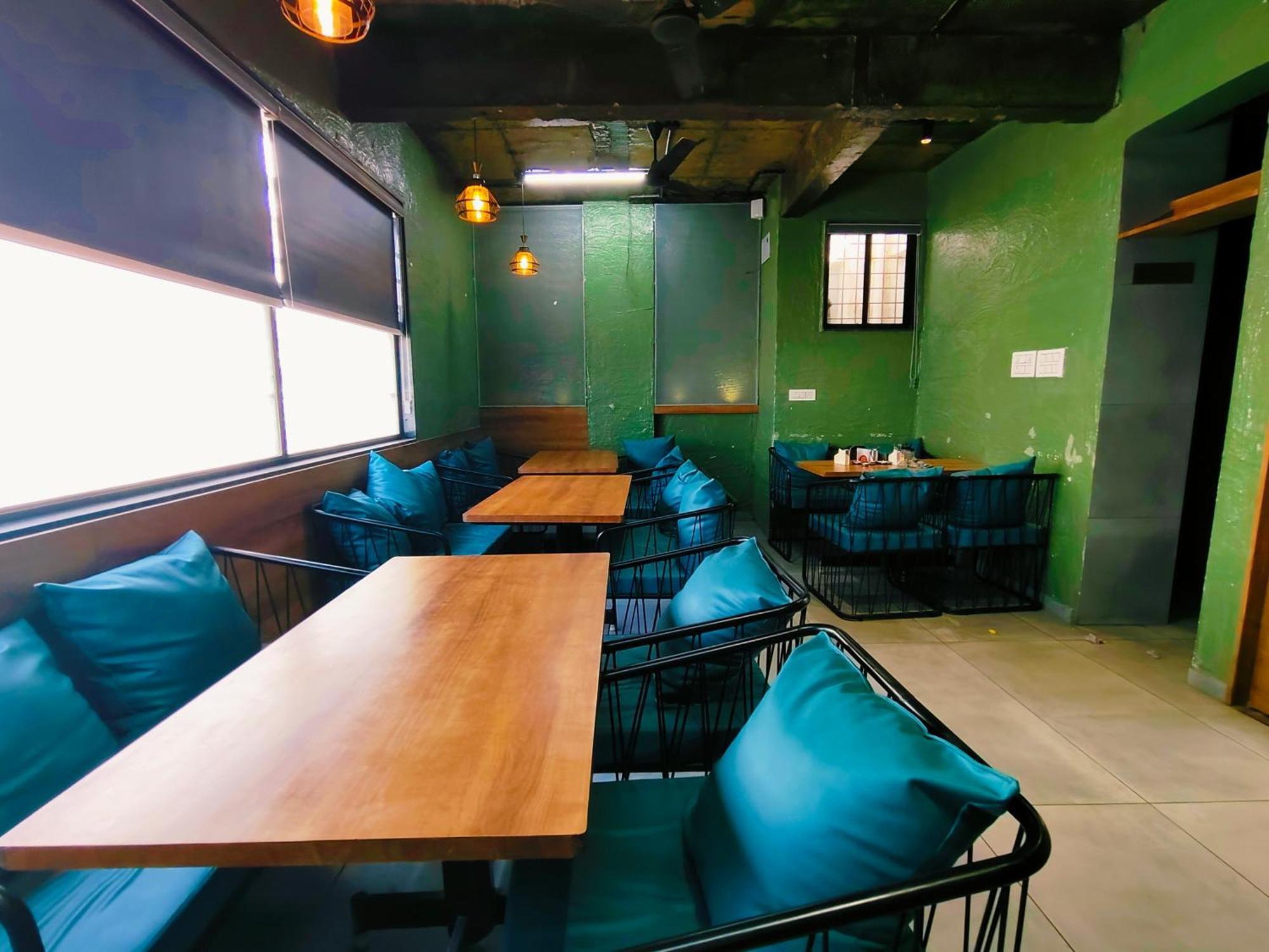 Hotel Pragati Inn Ahmednagar Dış mekan fotoğraf
